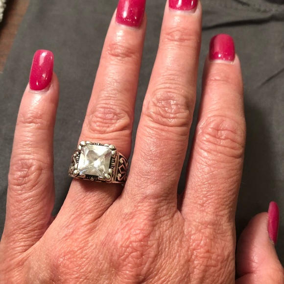 Silpada Sterling Silver ‘Uptown’ Cubic Zirconia Ring R0981 - Picture 5 of 12